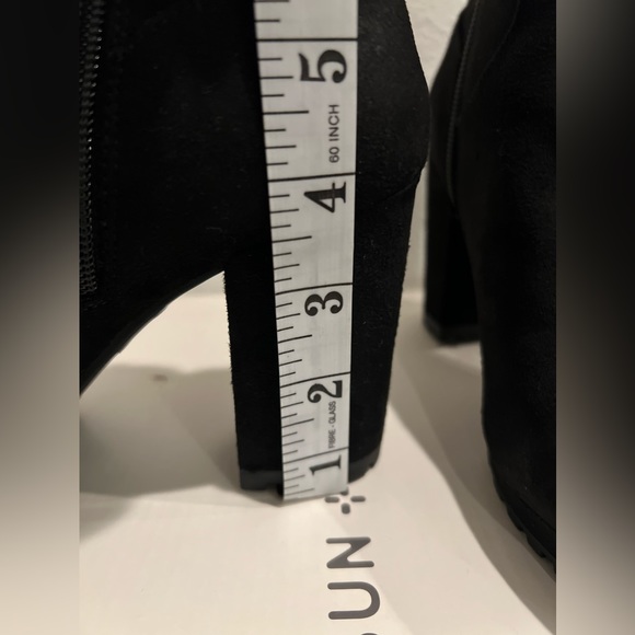 Sun+Stone Womens Veraa Microsuede Buckle Ankle Boots Size:US6.5 Color: Black - Picture 2 of 7